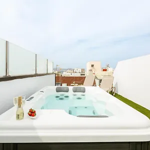 Apartment Luxury Penthouse With Jacuzzi La Strada, Las Palmas de Gran Canaria